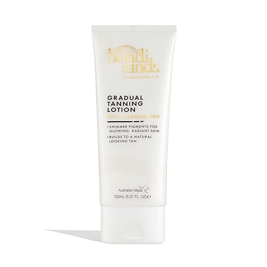 Bondi Sands Gradual Tanning Lotion, Low Level Tanning Actives Develop a Natural-Looking Self Tan for Everyday Glowing Skin, 150 mL, 5.07 Fl. Oz. Moisturiser